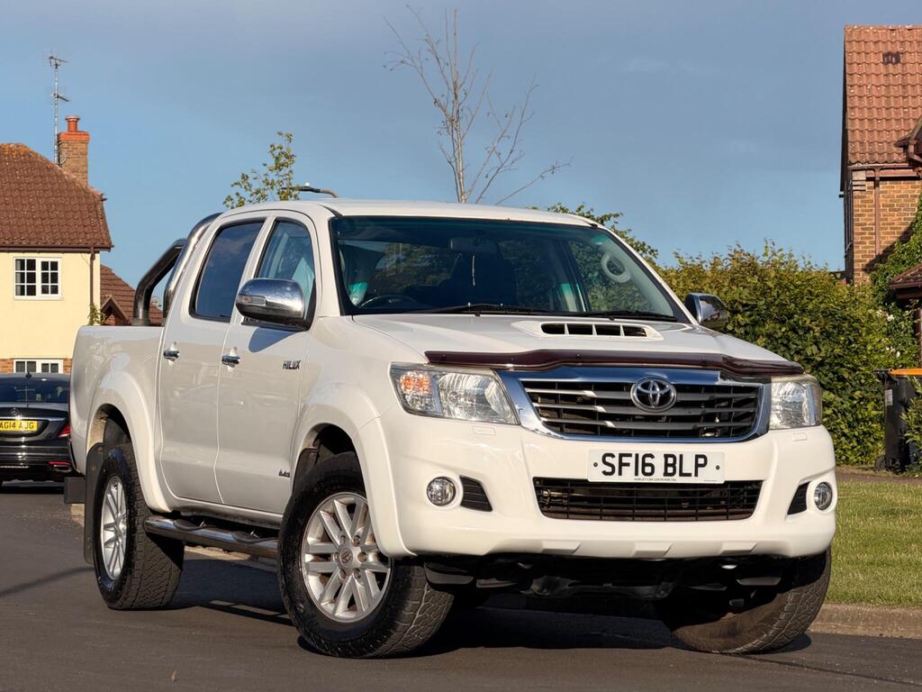 2016 Toyota Hilux Invincible D-4D 4X4dcb A